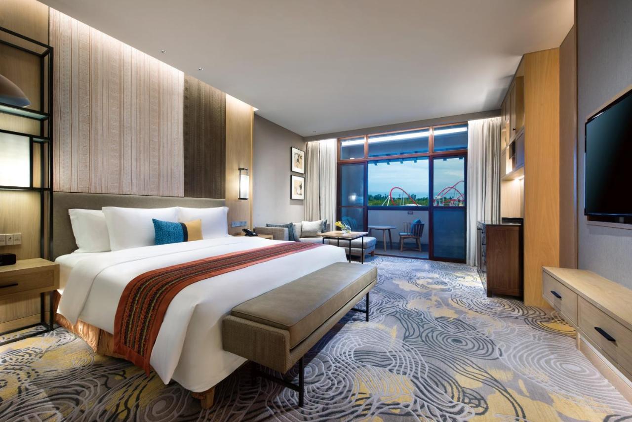 Отель Crowne Plaza - Kunming Ancient Dian Town By Ihg Экстерьер фото