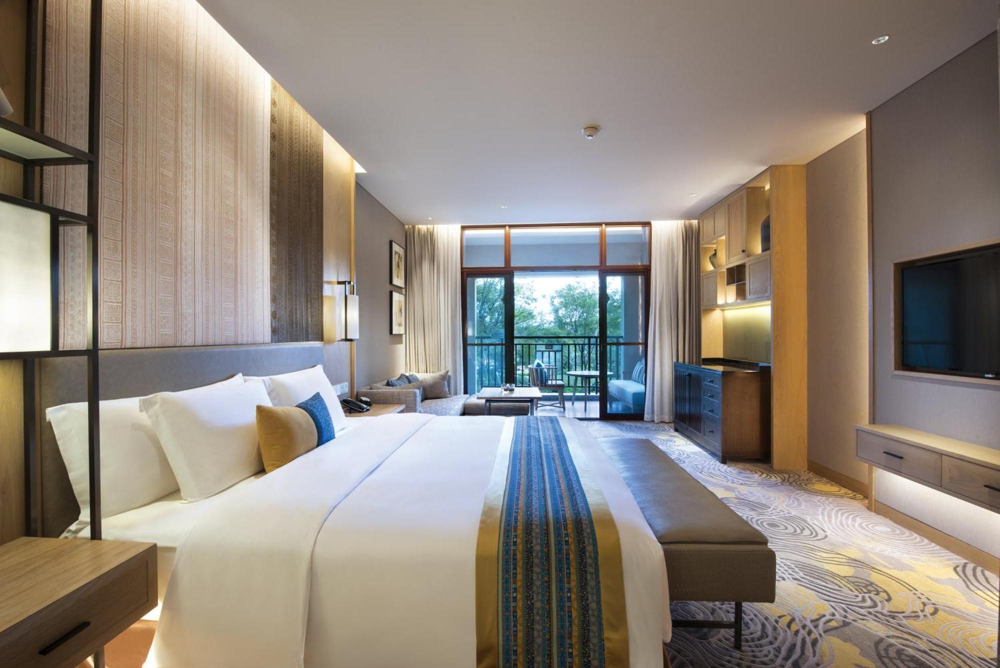 Отель Crowne Plaza - Kunming Ancient Dian Town By Ihg Экстерьер фото